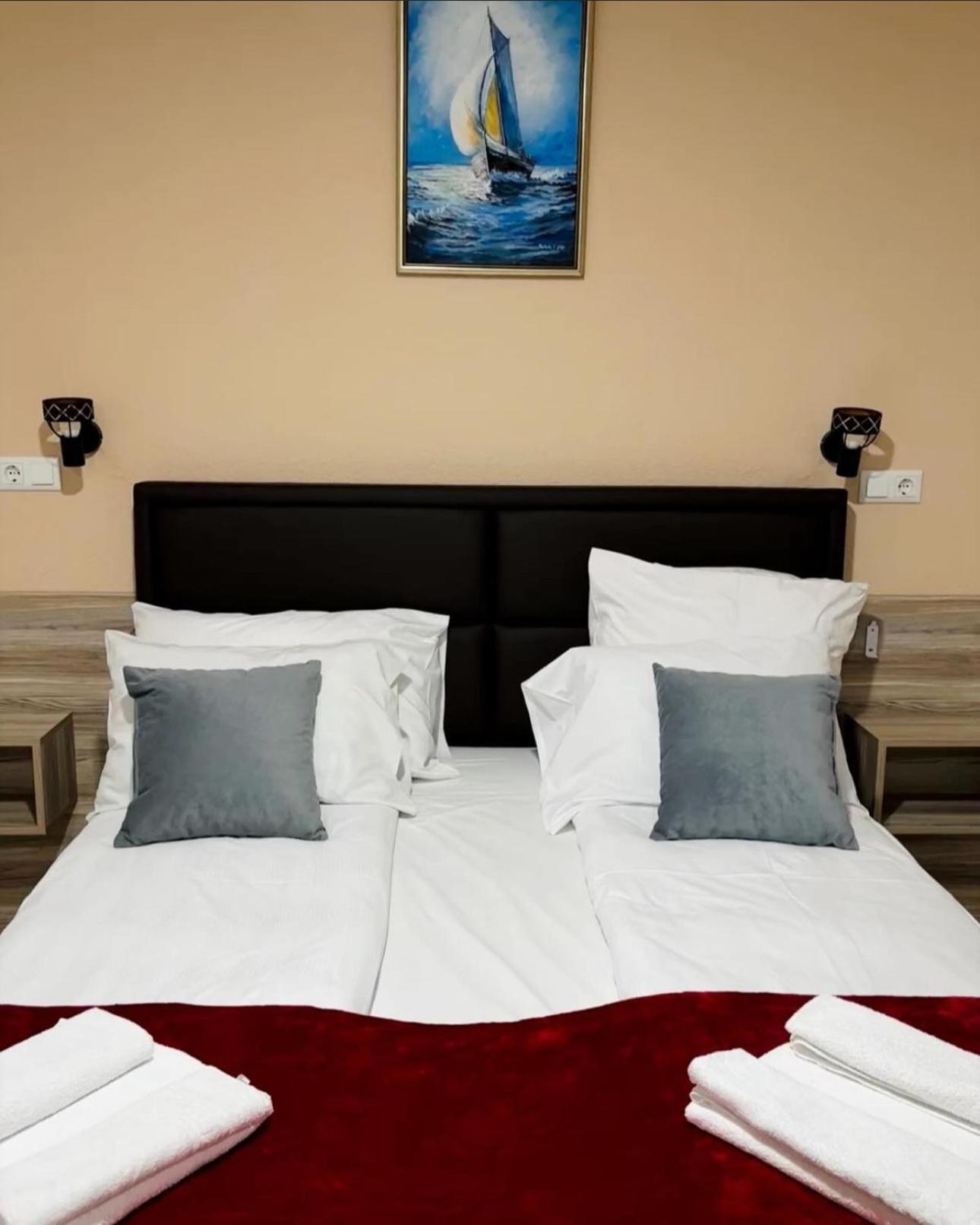 Hotel Casablanca Gorazde Exteriör bild